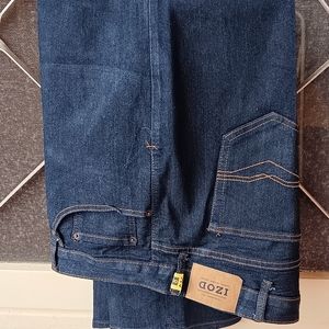 Izod jeans size 42x30